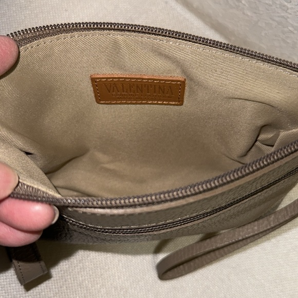 NWOT, Valentina leather wristlet pouch - Picture 5 of 5